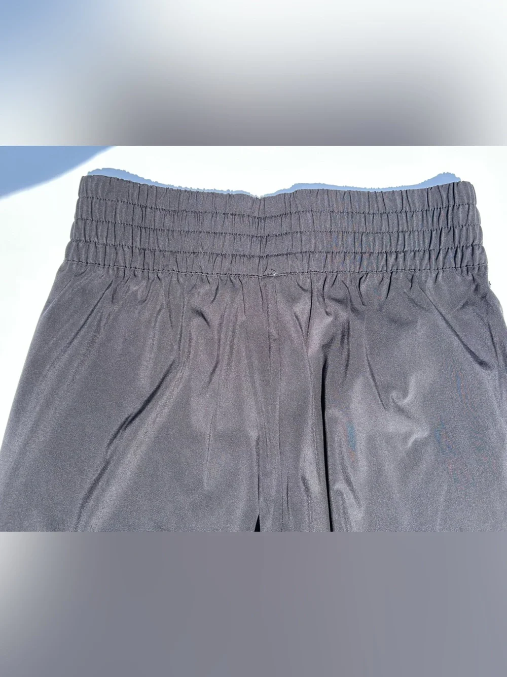 NWT🌷Vuori Villa Everyday Black Wide-Leg Pant in Short which works for me at 5’5